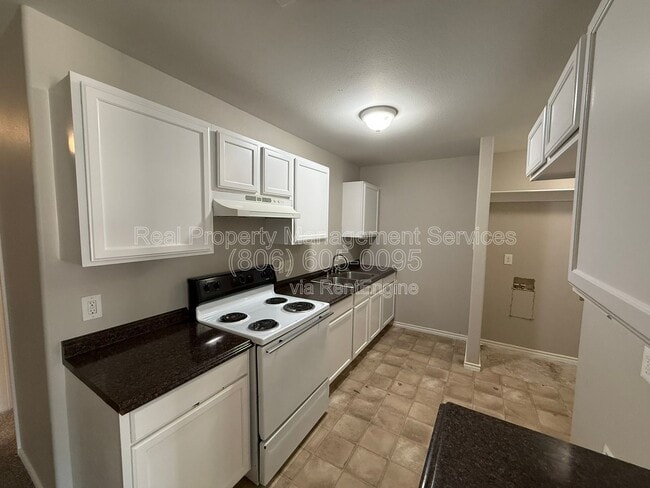 Photo - 8912 Avenue T