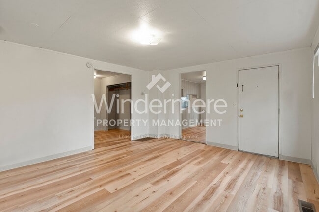 Photo - Garland District Area Home