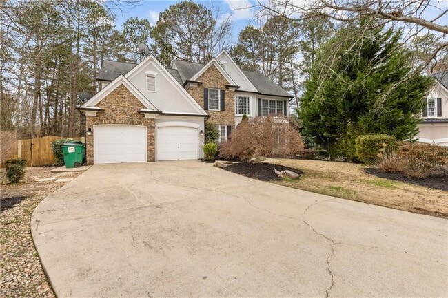 400 Eastcote Dr