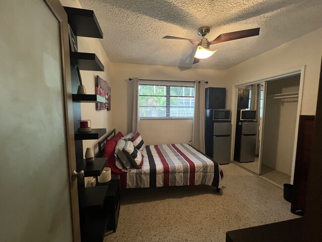 Photo - 900 NE 85th St Casa