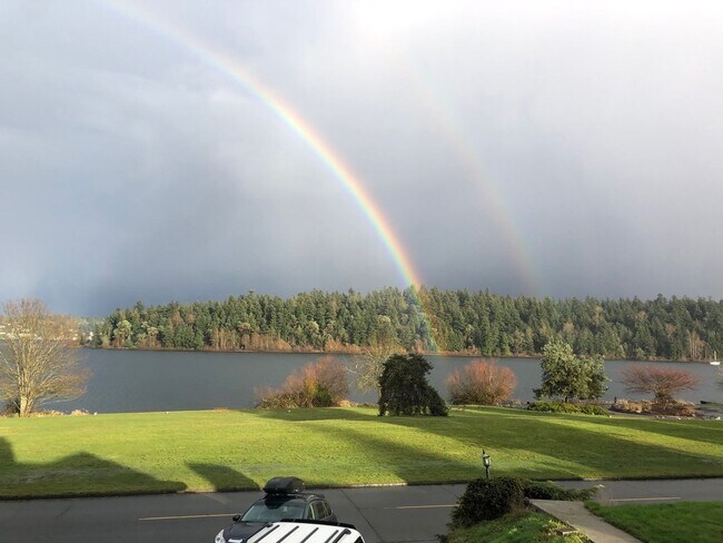 Photo - 4915 Lake Washington Blvd S Unidad A