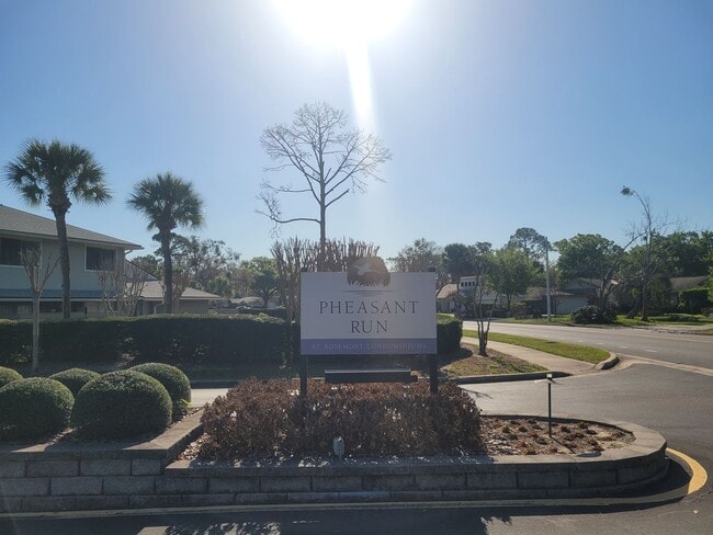 Building Photo - FOR RENT!! CUTE AND COZY WITH GARAGE... RECENLTY UPDATED