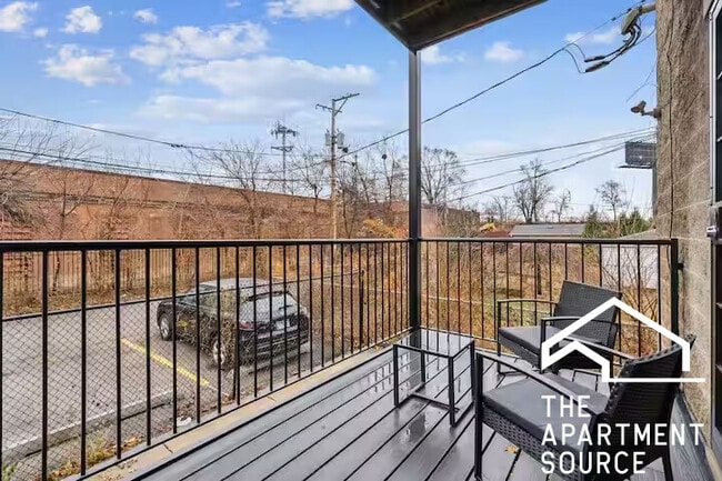 Photo - 3935 S Wells St Unit 1