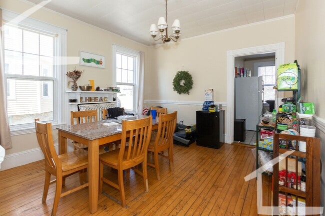 Photo - AWESOME 5 bed 3 bath in Brighton....