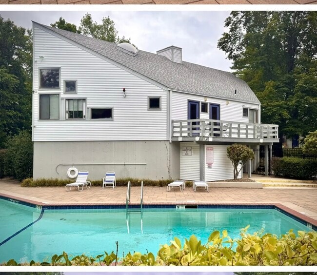 Photo - 4 Staunton Ct Unidad Angelina Grimaldi