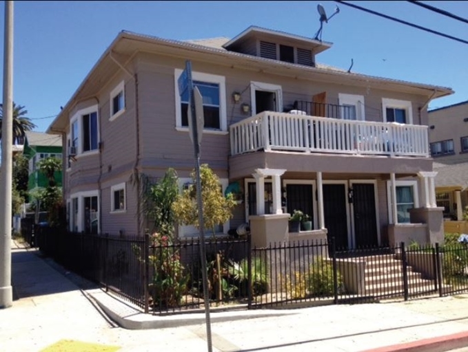 1245-1251 W Court St - 1245-1251 W Court St Apartments