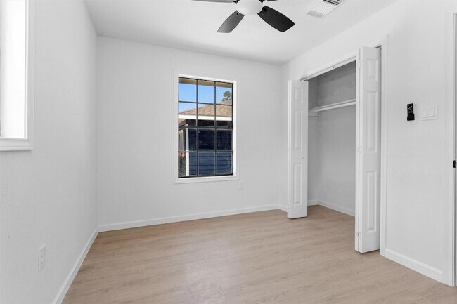 Photo - 16016 Green Manor Dr