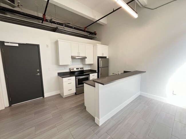 Photo - 5701 International Blvd Unidad 50