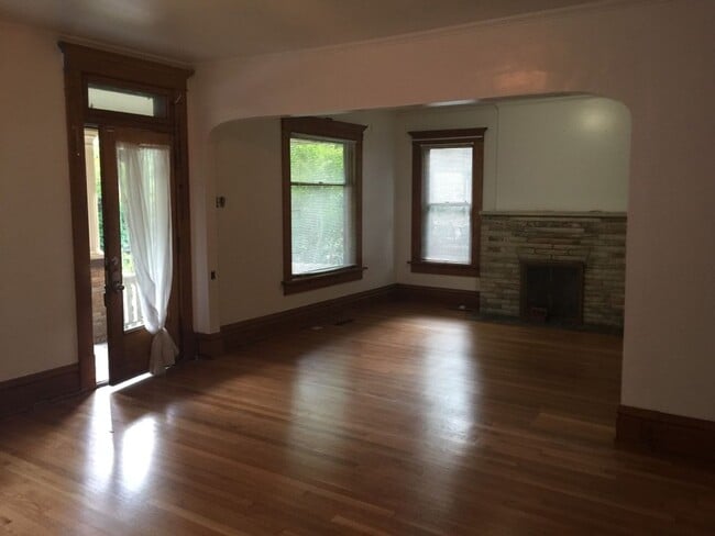 Photo - 208 Frambes Ave
