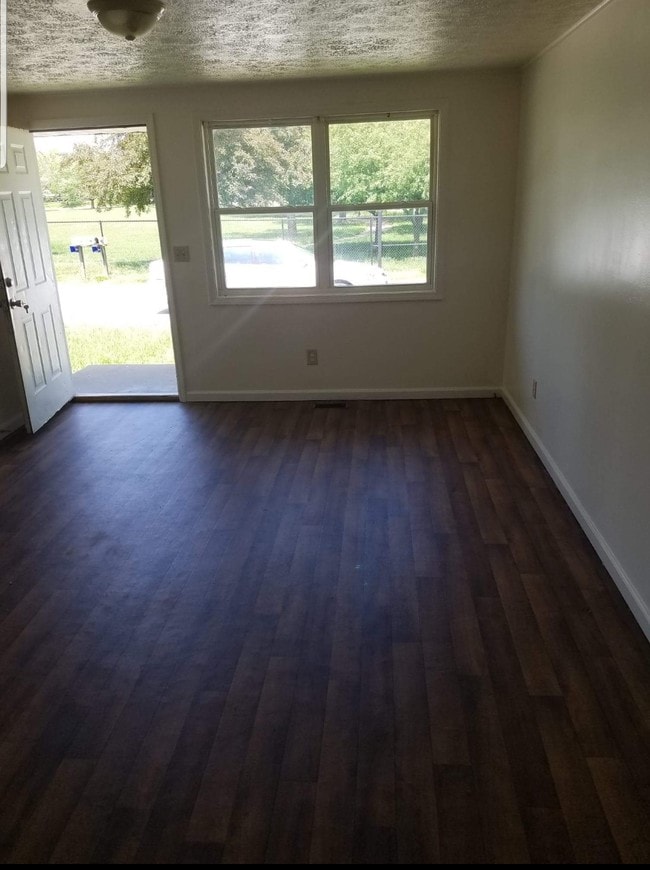 Building Photo - 759 Prather Dr