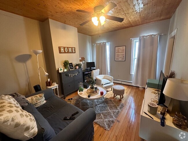 Building Photo - 63 I St Unit 2 Rental