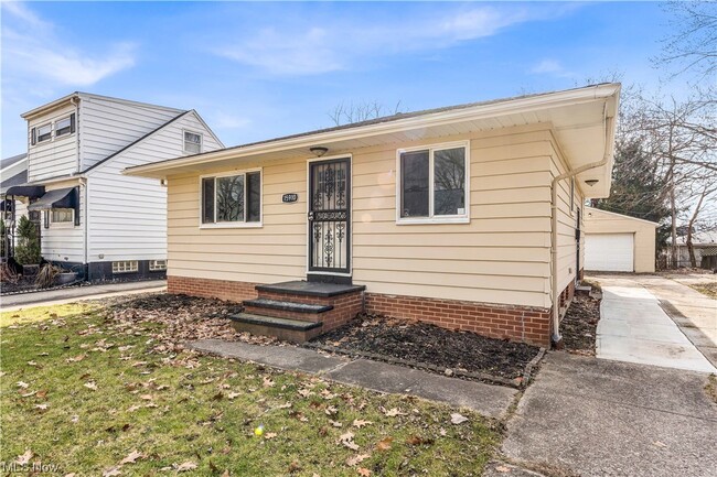 15910 Bryce Ave House - House Rental in Cleveland, OH | ForRent.com