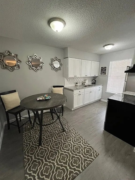 3060 Southern Ave Unidad Addison Apartments 1-3