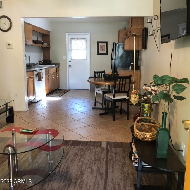 Photo - 2103 S Granada Dr