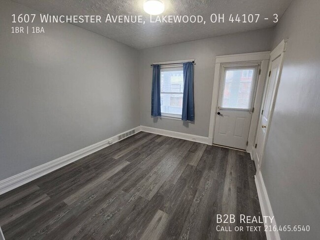 Photo - 1607 Winchester Ave Unidad 3