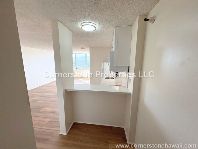 Photo - 1060 Kamehameha Hwy