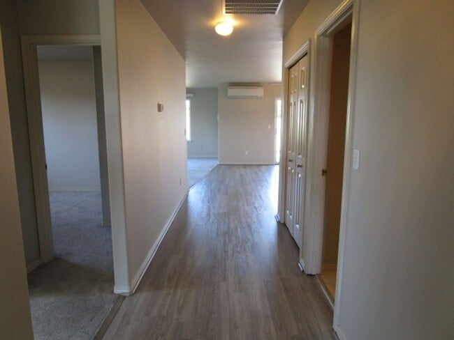 Photo - 127 S 18th St