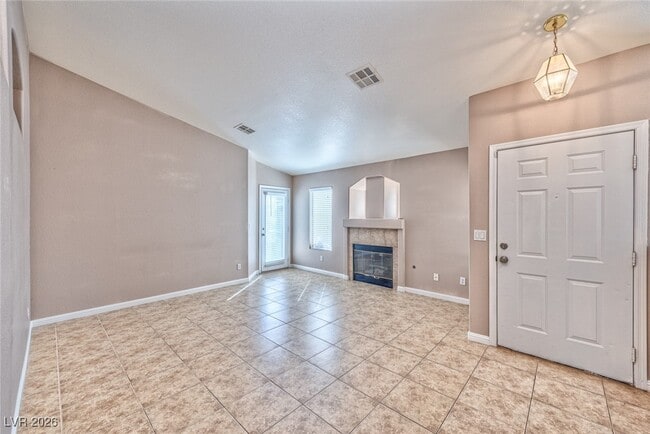 Photo - 851 Worrell Ave