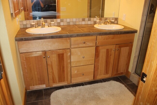 Photo - WINTER RENTAL-204 Durango Ct.-Remodeled 3 Bed w/Loft &4 Baths Condo w/ Private Laundry