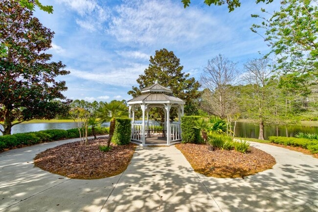 Photo - 1106 Hansberry Ct