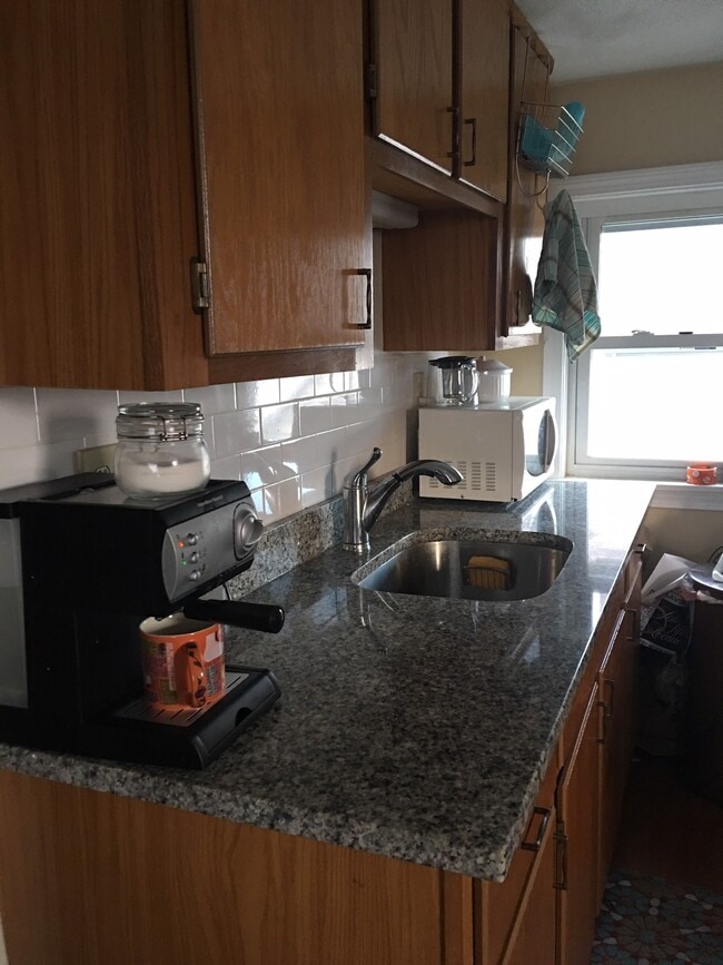 Photo - 35 Derby St Unit 3