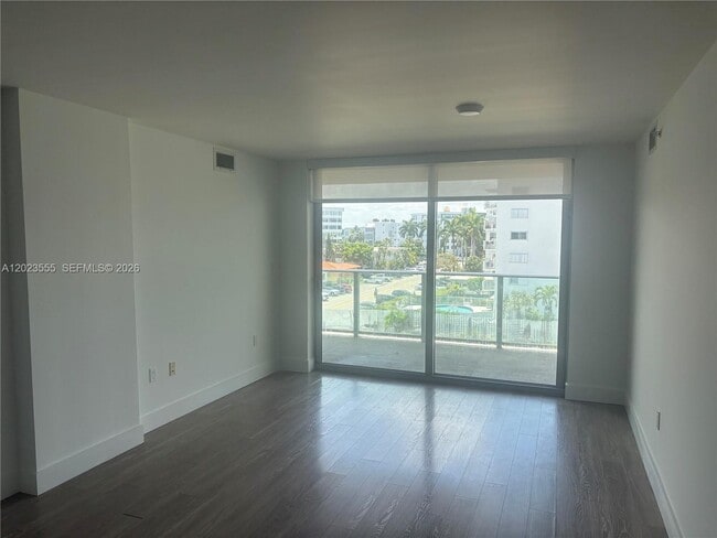 Photo - 1025-1092 92nd St Unit 502