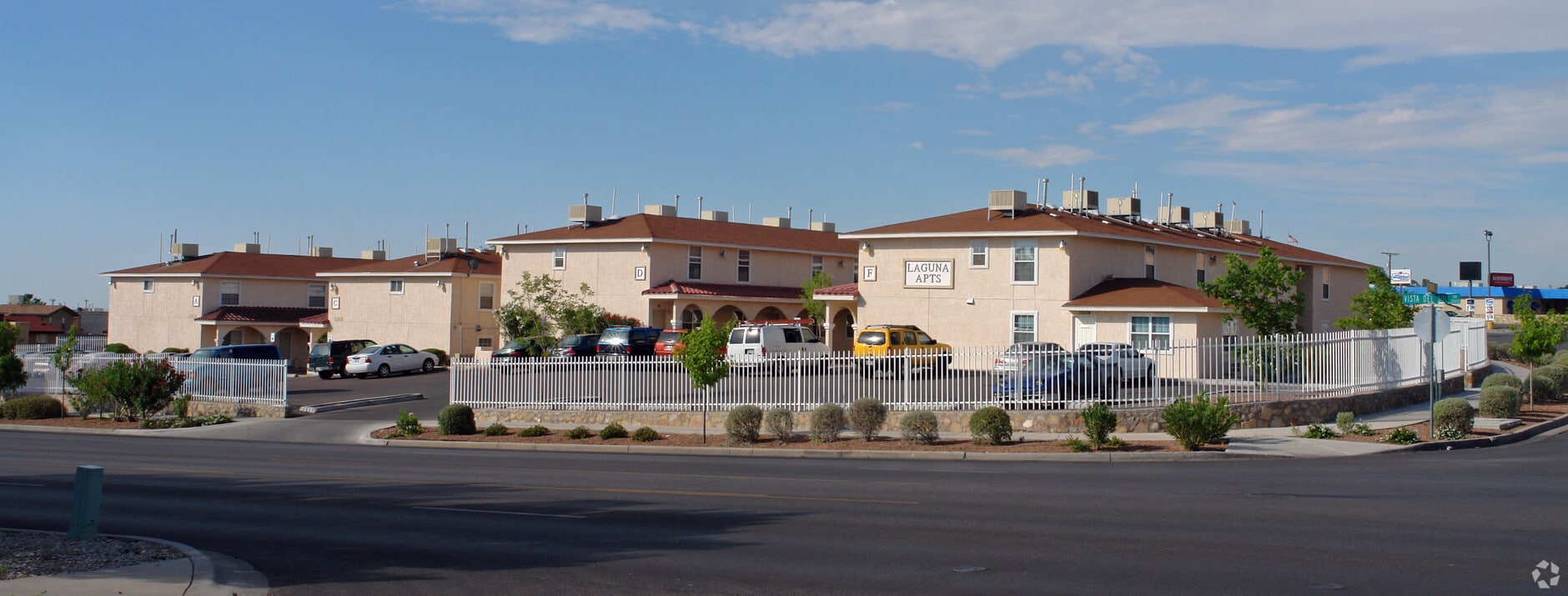 Laguna Apartments - Laguna Apartments