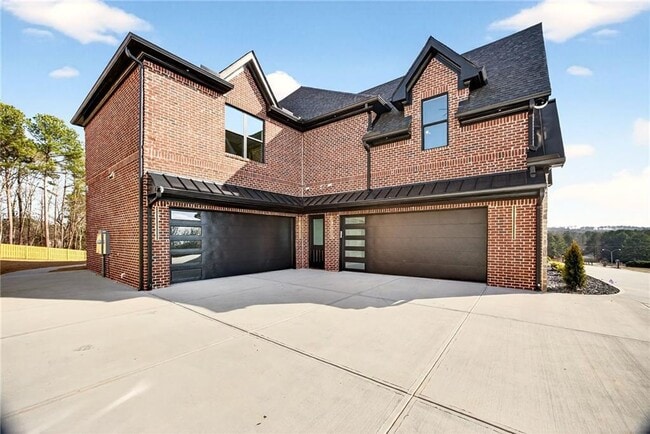 Photo - 405 Thunder Rd