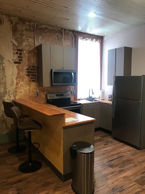 Photo - Hidden Charms