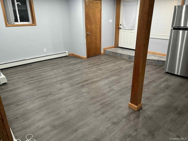 Photo - 27 Blydenburgh Rd