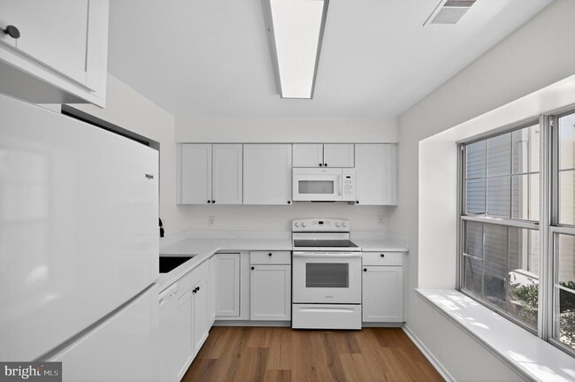 Photo - 10313 Bridgetown Pl