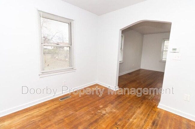 Photo - 4913 Carolyn Ln