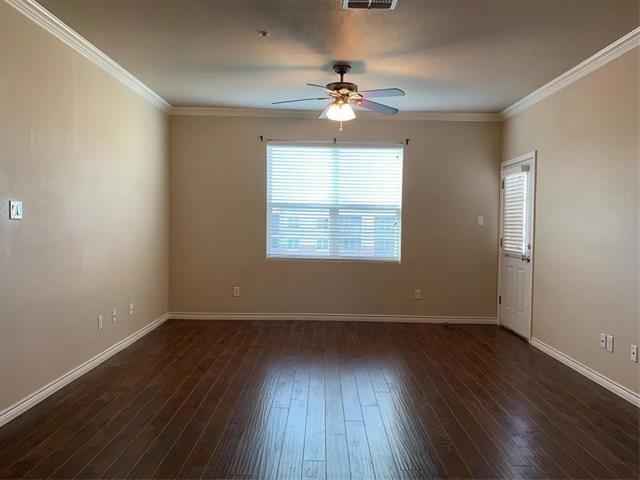 Photo - 1100 W Trinity Mills Rd Unidad 1013