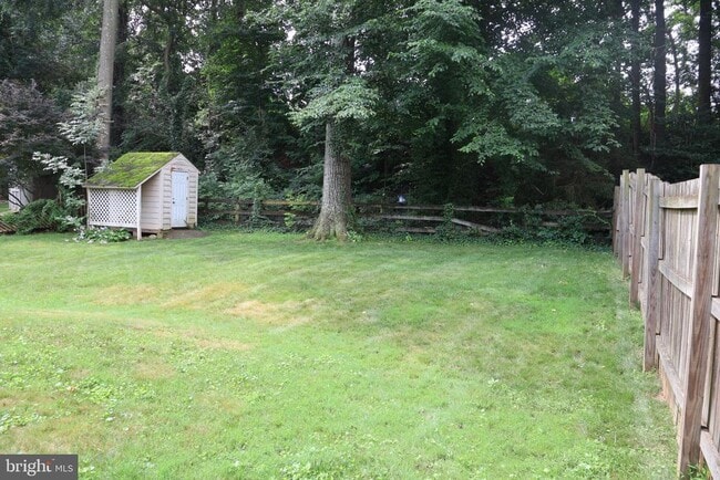 Photo - 5012 Gainsborough Dr