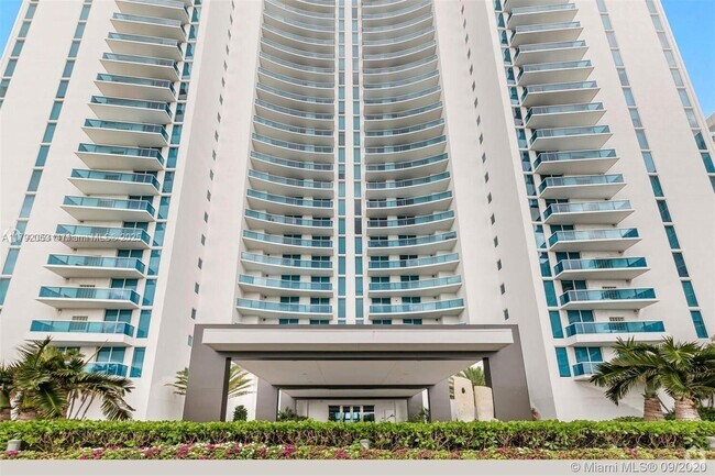 Building Photo - 2711 S Ocean Dr Unit 1206 Rental