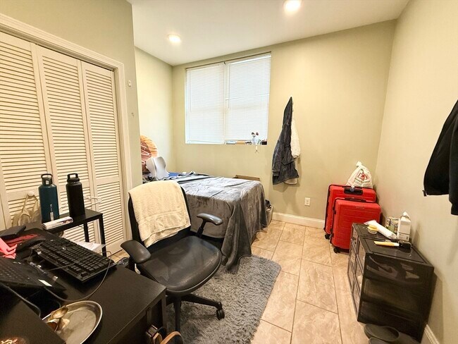 Photo - 299 Dudley St Unit 1