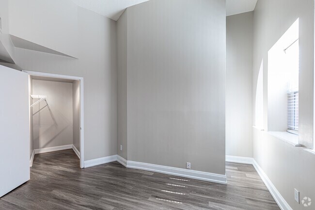 1BR, 1BA - Bedroom