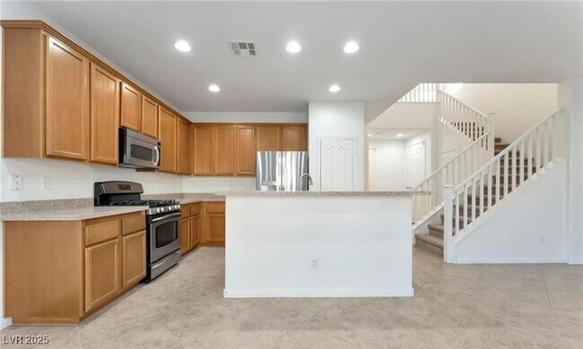 Photo - 9764 Bedstraw St