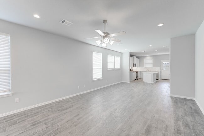 Building Photo - 1225 Red Hills Dr Rental