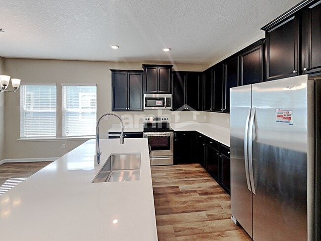 Photo - 233 Hemlock Pt