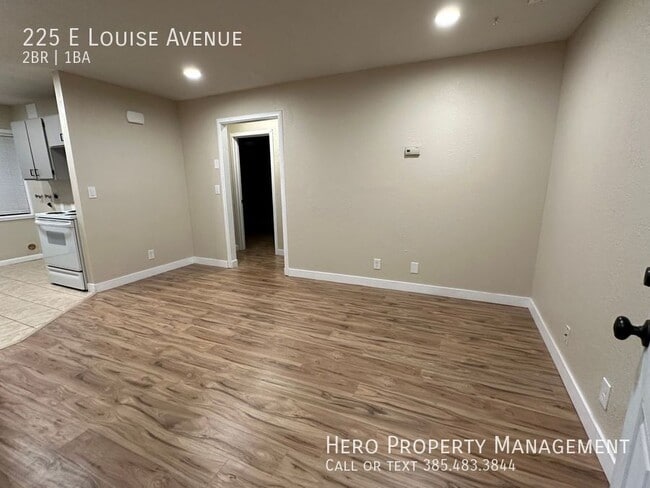 Photo - 225 E Louise Ave