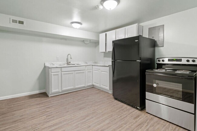 Photo - 1306 E 18th Ave