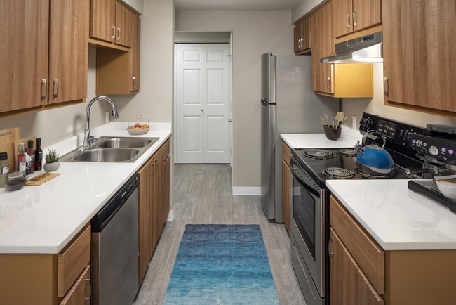 Creekside & Spring Creek apartments — community photo
