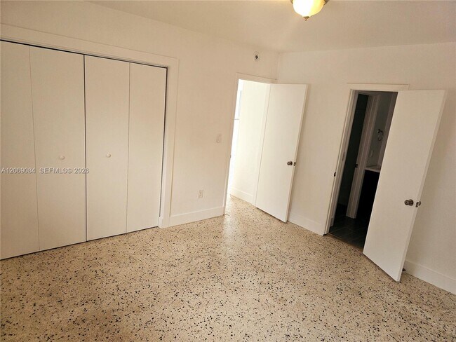 Photo - 1736 SW 3rd St Unit 1