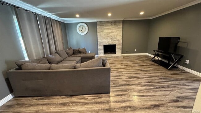 Photo - 8722 Amboy Ave