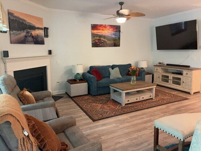 Photo - 222 Nautique Ct