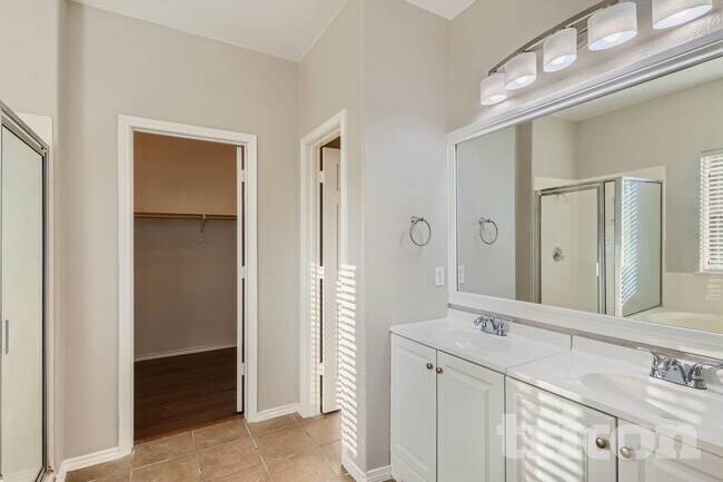 Photo - 257 Verano Dr