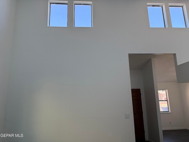 Photo - 1531 Common Dr