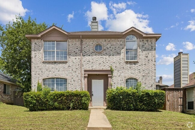 Building Photo - 12719 Bluffview Dr Rental