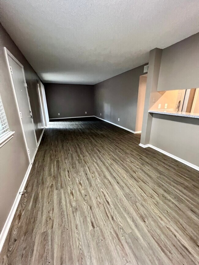 Trailwood Village Apartments